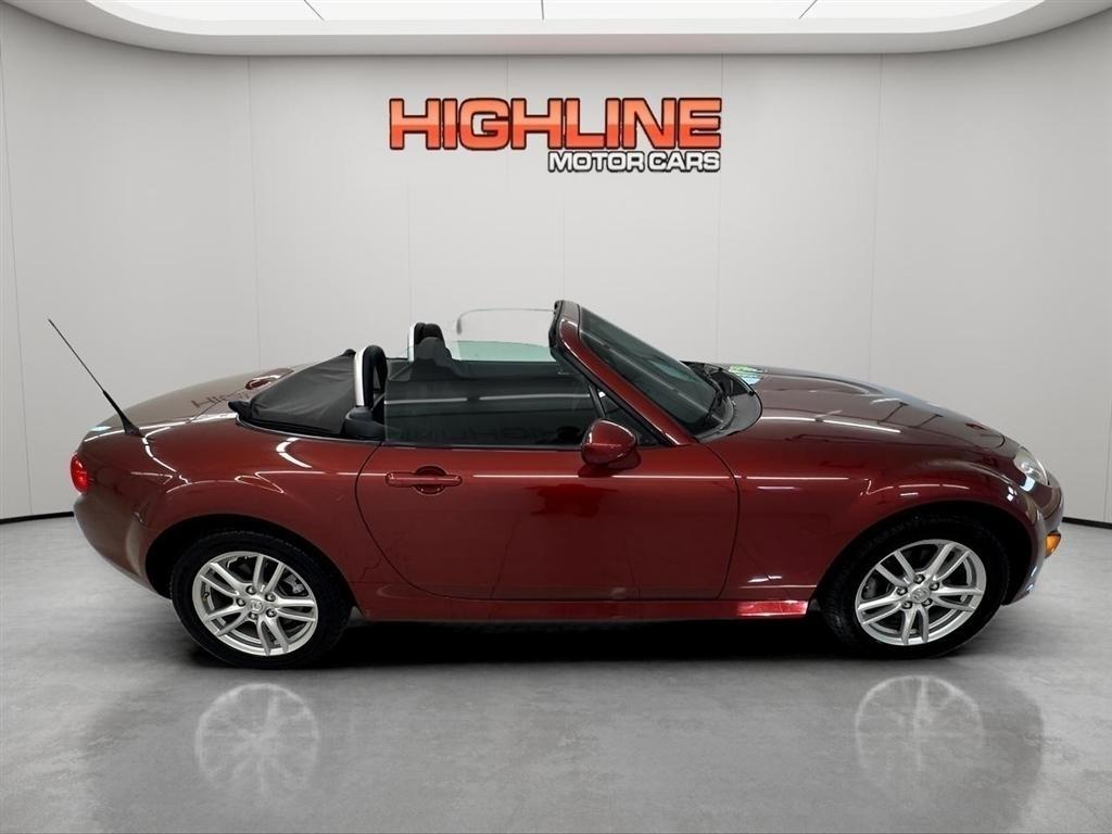 Mazda MX-5 Miata 2dr Conv Man Sport 2012