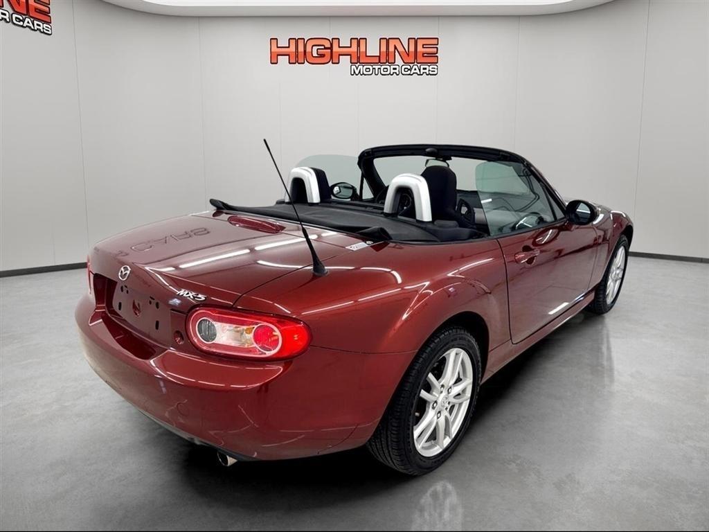 Mazda MX-5 Miata 2dr Conv Man Sport 2012