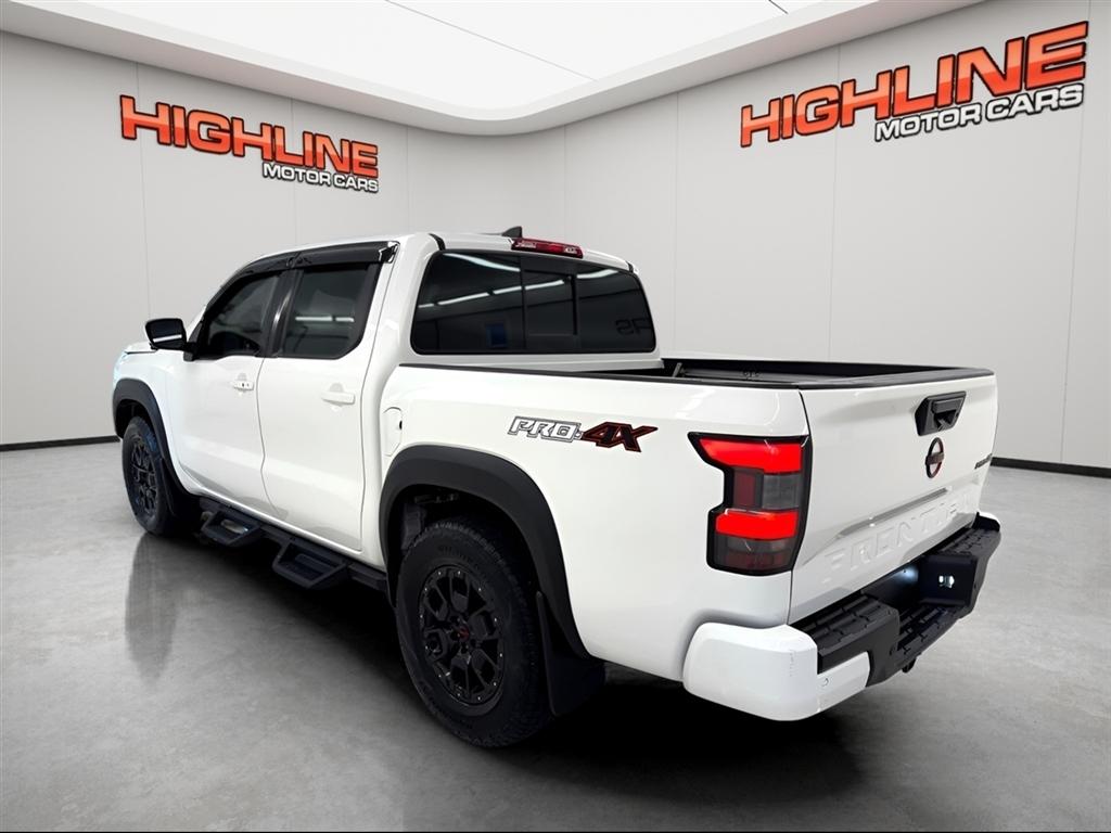 Nissan Frontier Crew Cab 4x4 PRO-4X Auto 2022