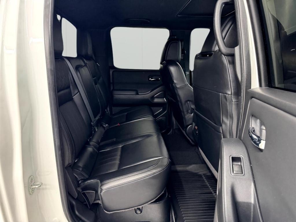 Nissan Frontier Crew Cab 4x4 PRO-4X Auto 2022