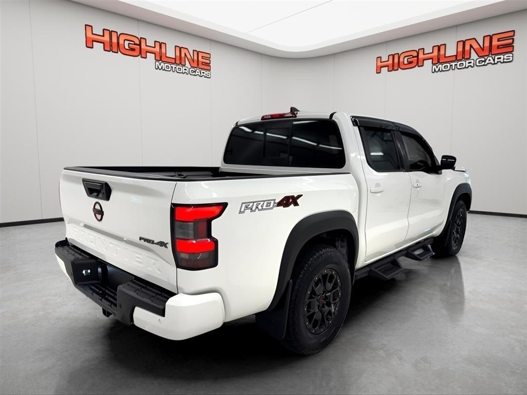 Nissan Frontier Crew Cab 4x4 PRO-4X Auto 2022