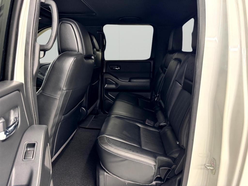 Nissan Frontier Crew Cab 4x4 PRO-4X Auto 2022