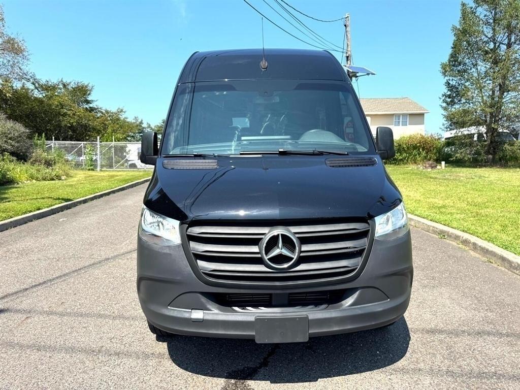 Mercedes-Benz Sprinter Passenger Van 2500 High Roof V6 144" RWD 2019
