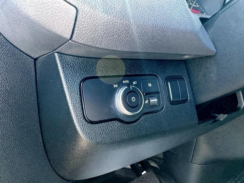 Mercedes-Benz Sprinter Passenger Van 2500 High Roof V6 144" RWD 2019