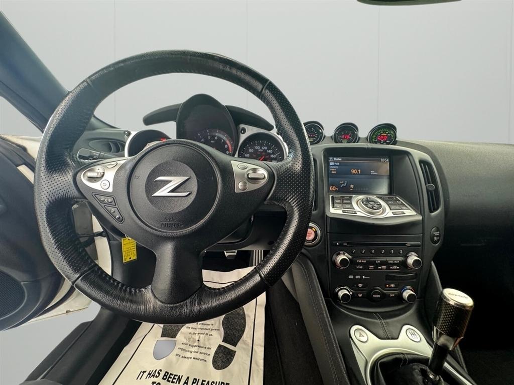 Nissan 370Z 2dr Cpe Man Touring 2009
