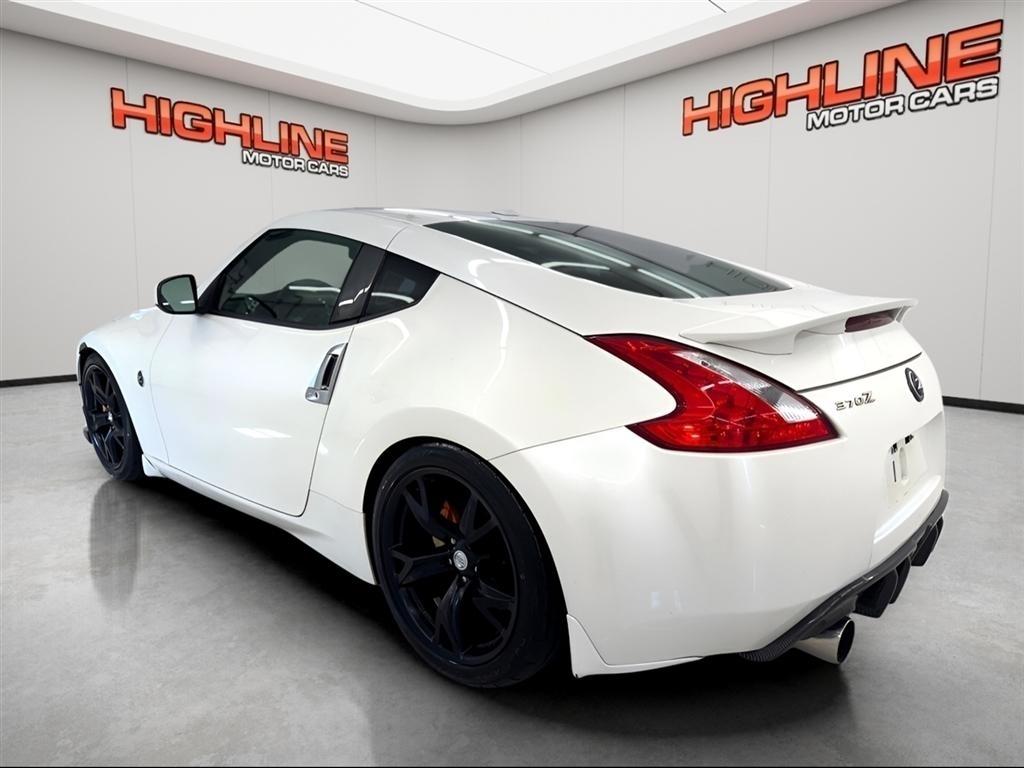 Nissan 370Z 2dr Cpe Man Touring 2009