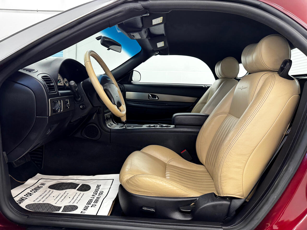 2004 Ford Thunderbird Premium photo 9