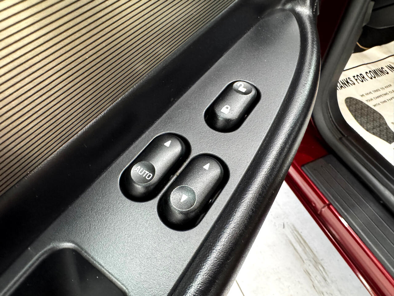2004 Ford Thunderbird Premium photo 11