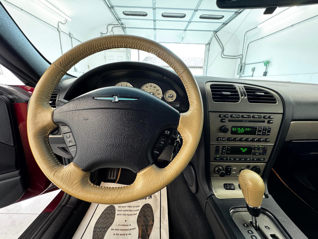 2004 Ford Thunderbird Premium photo 21