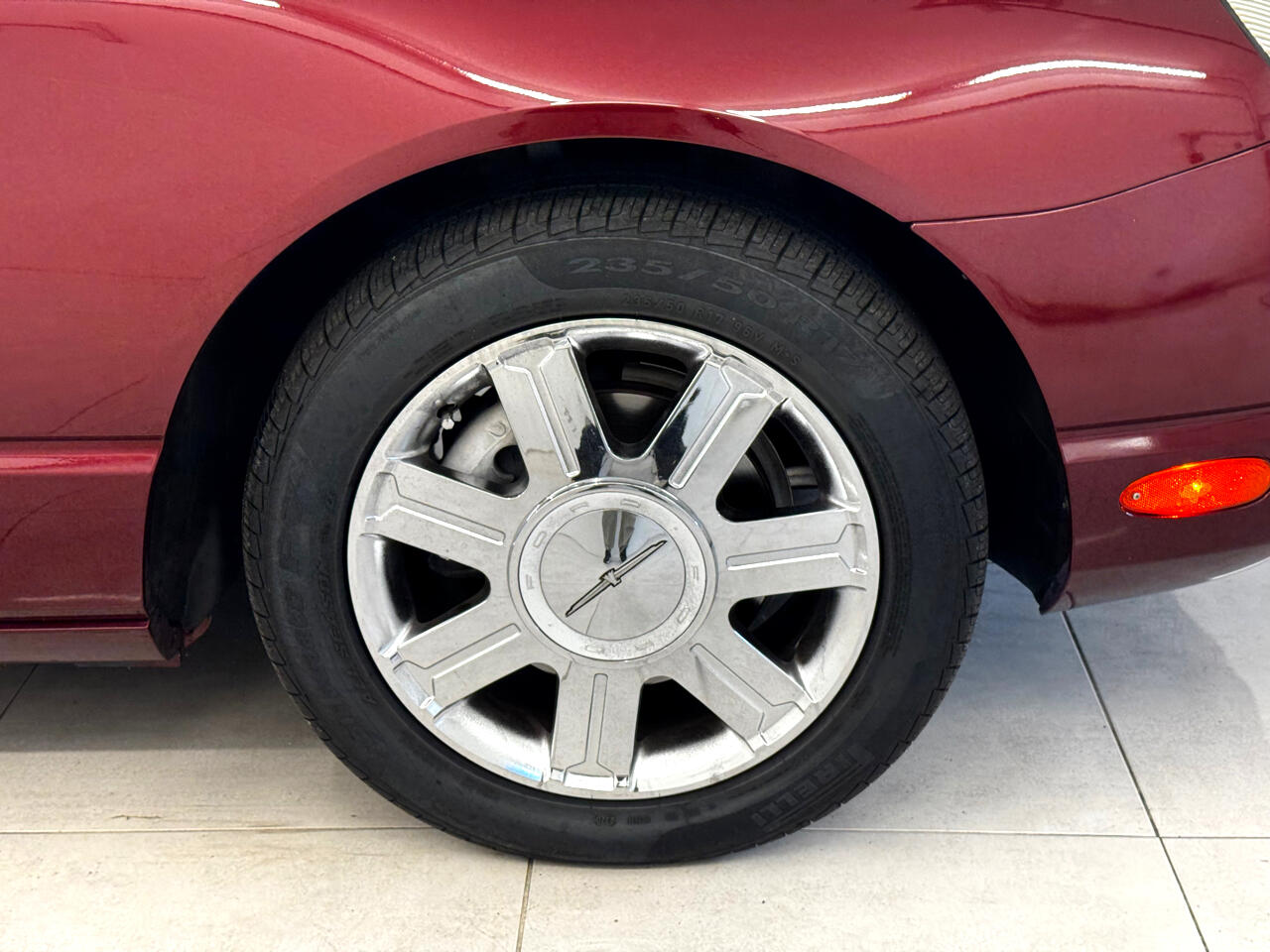 2004 Ford Thunderbird Premium photo 24