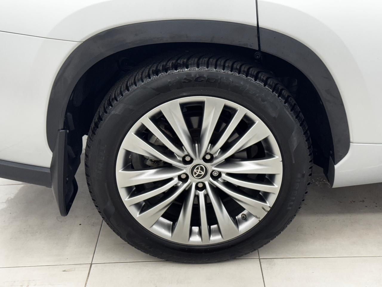 Toyota Highlander Platinum AWD (Natl) 2022 Toyota Highlander Platinum AWD (Natl) 2022