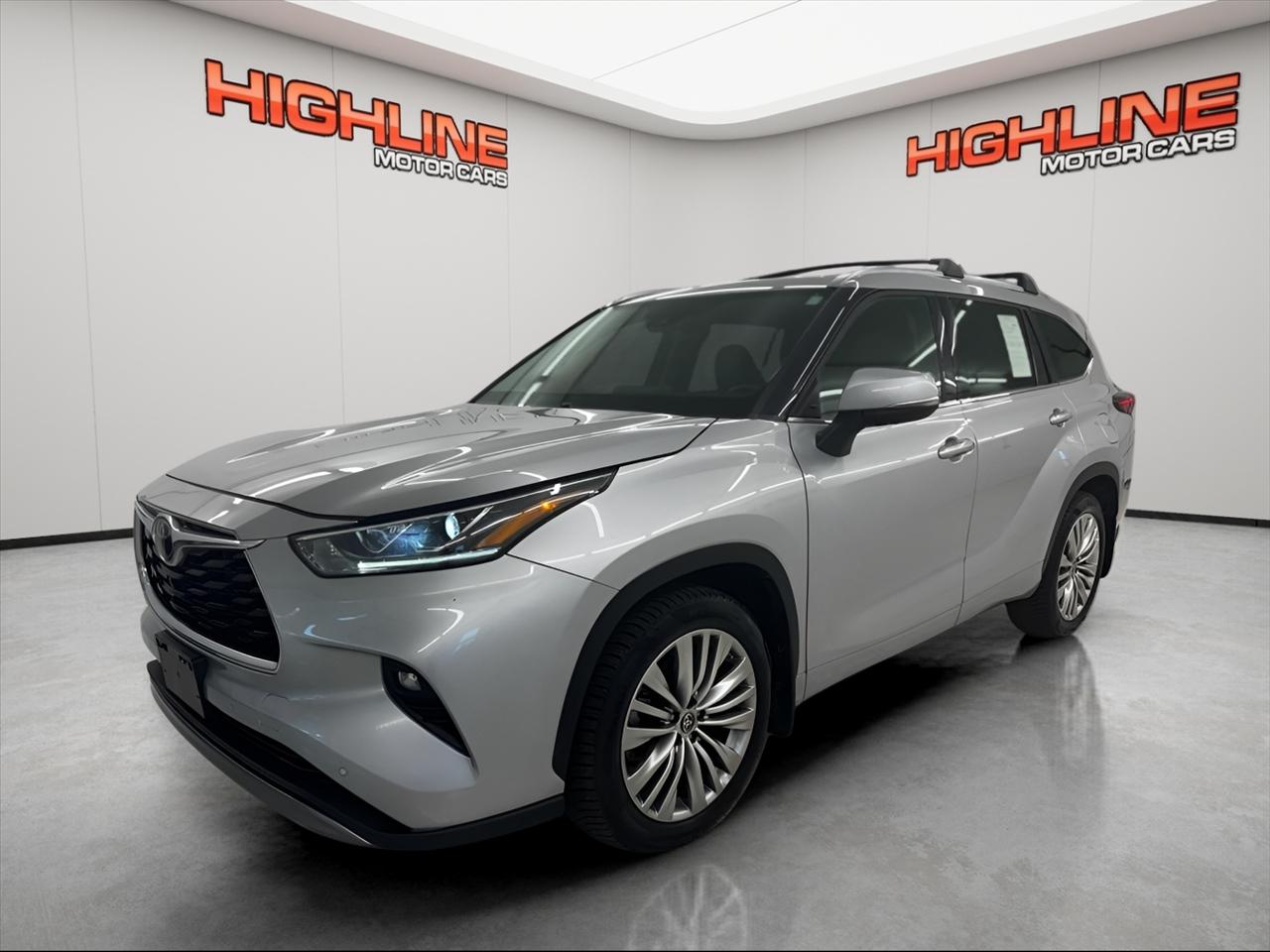 2022 Toyota Highlander Platinum AWD (Natl)