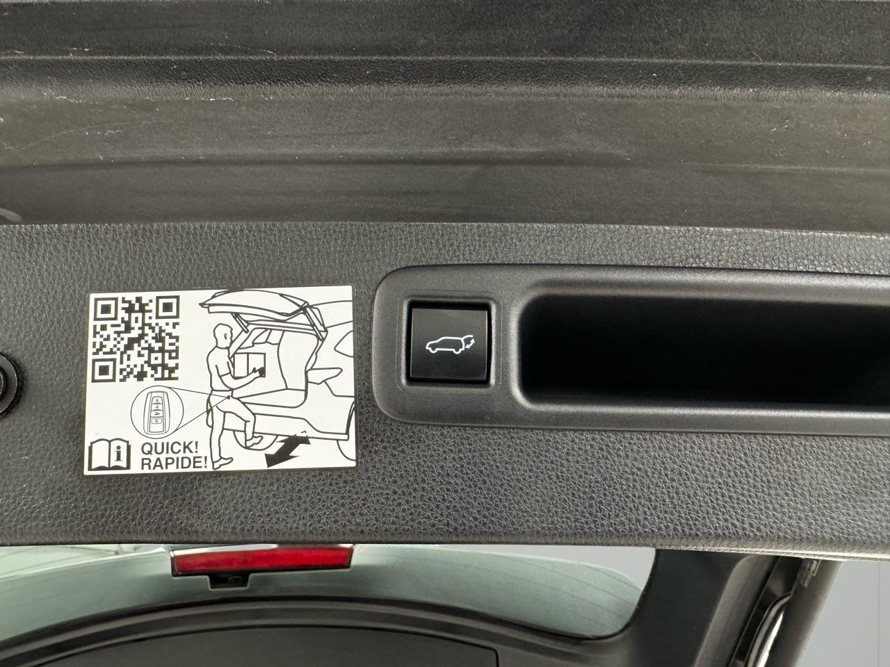 Toyota Highlander Platinum AWD (Natl) 2022