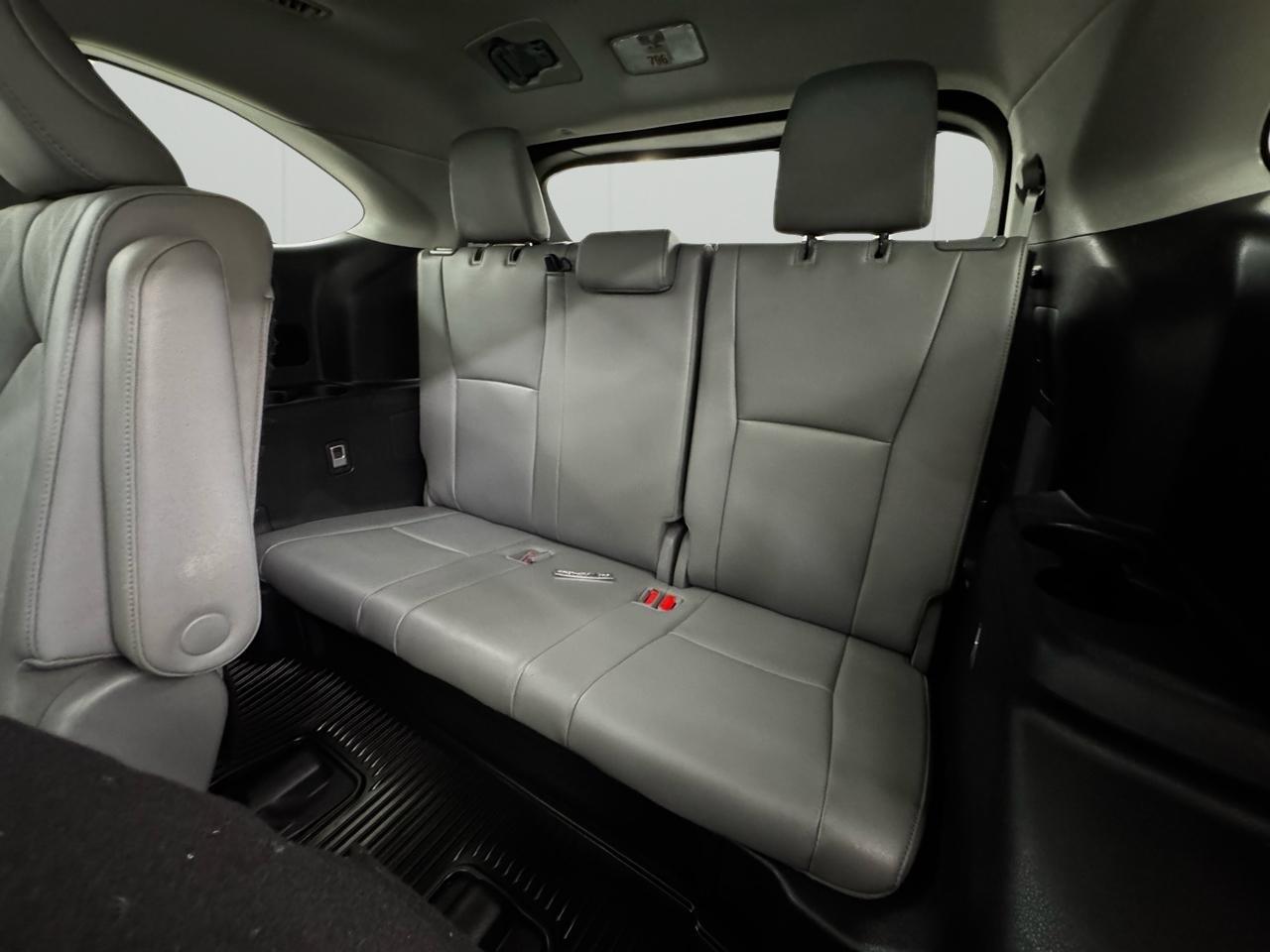 Toyota Highlander Platinum AWD (Natl) 2022