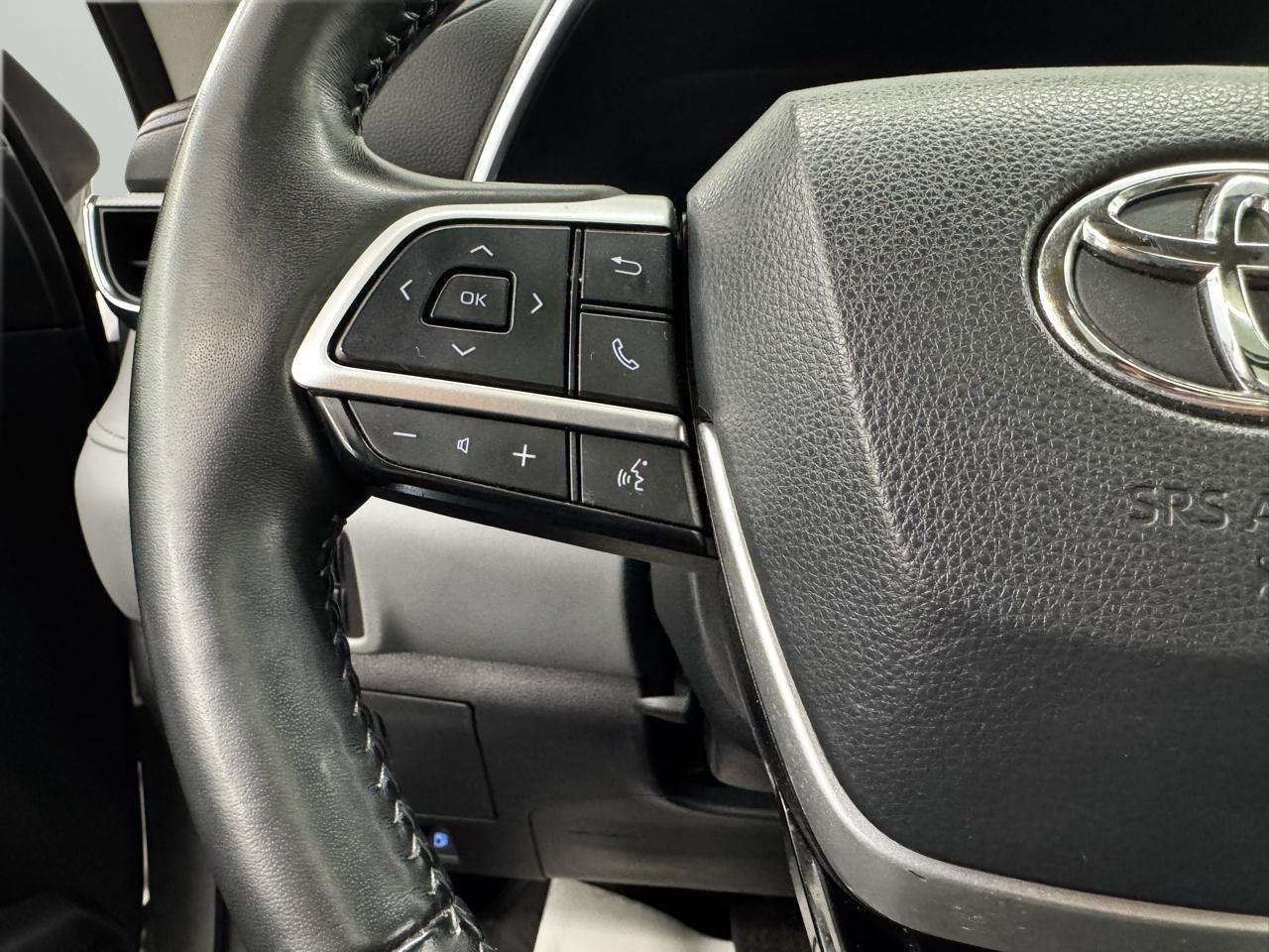 Toyota Highlander Platinum AWD (Natl) 2022