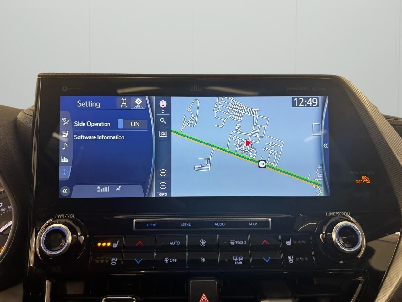 Toyota Highlander Platinum AWD (Natl) 2022