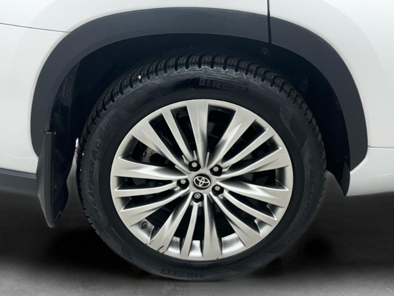 Toyota Highlander Platinum AWD (Natl) 2022