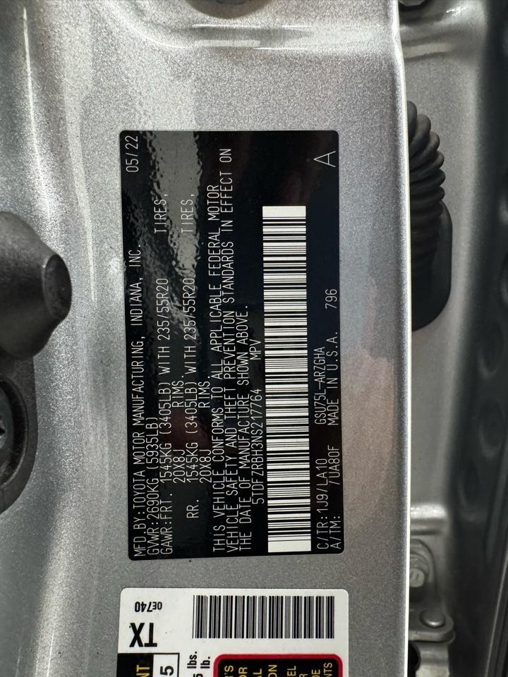 Toyota Highlander Platinum AWD (Natl) 2022