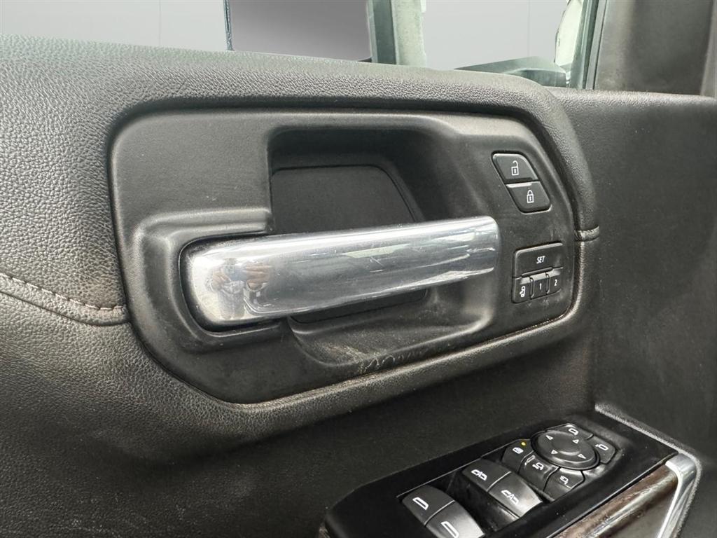 GMC Sierra 2500HD 4WD Crew Cab 159" Denali 2020