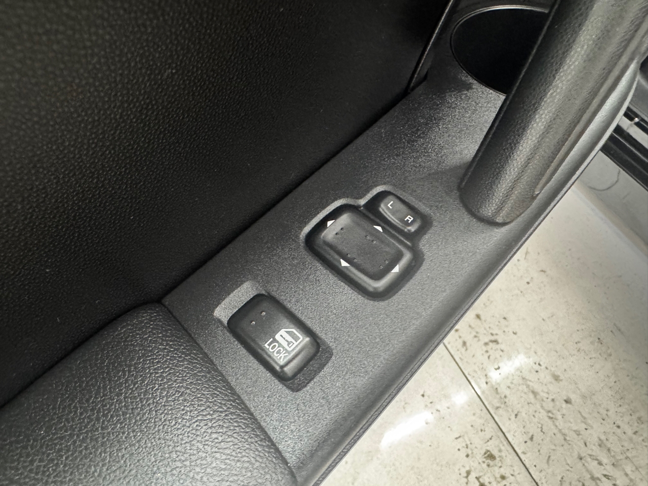 Mazda MX-5 Miata 2dr Conv Hard Top Man Touring 2012 Mazda MX-5 Miata 2dr Conv Hard Top Man Touring 2012