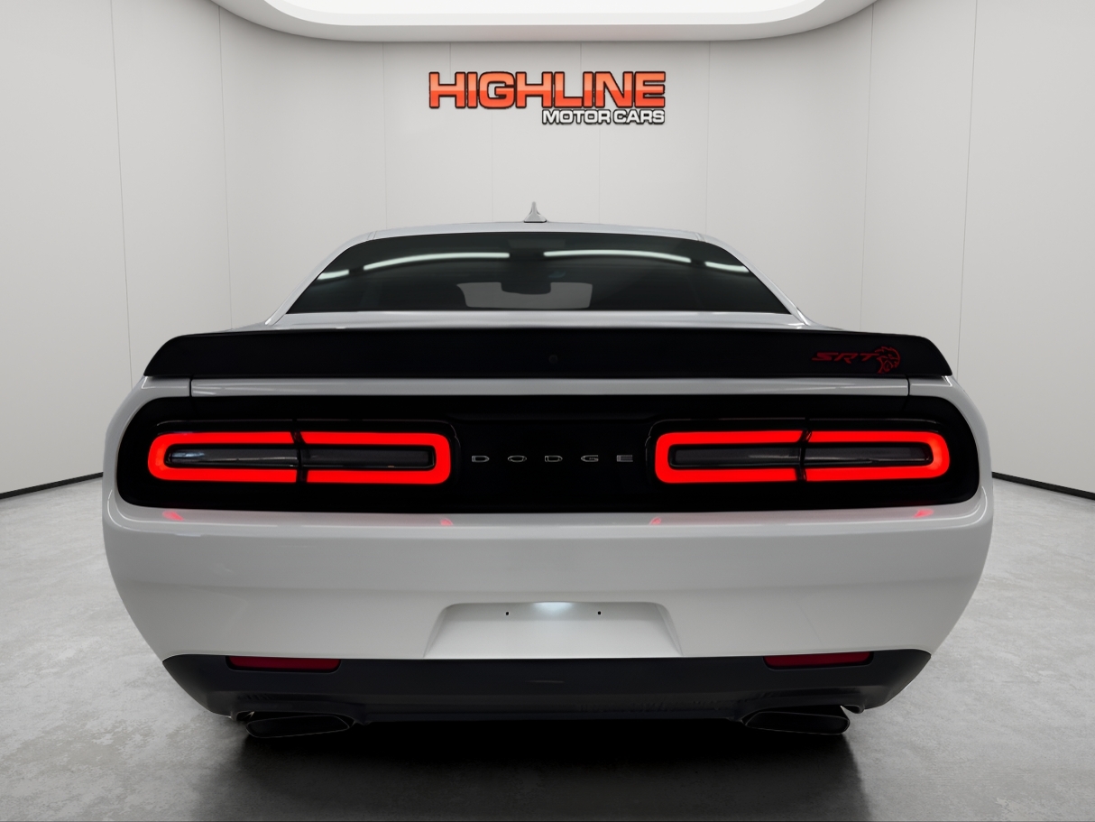 Dodge Challenger SRT Hellcat Coupe 2017