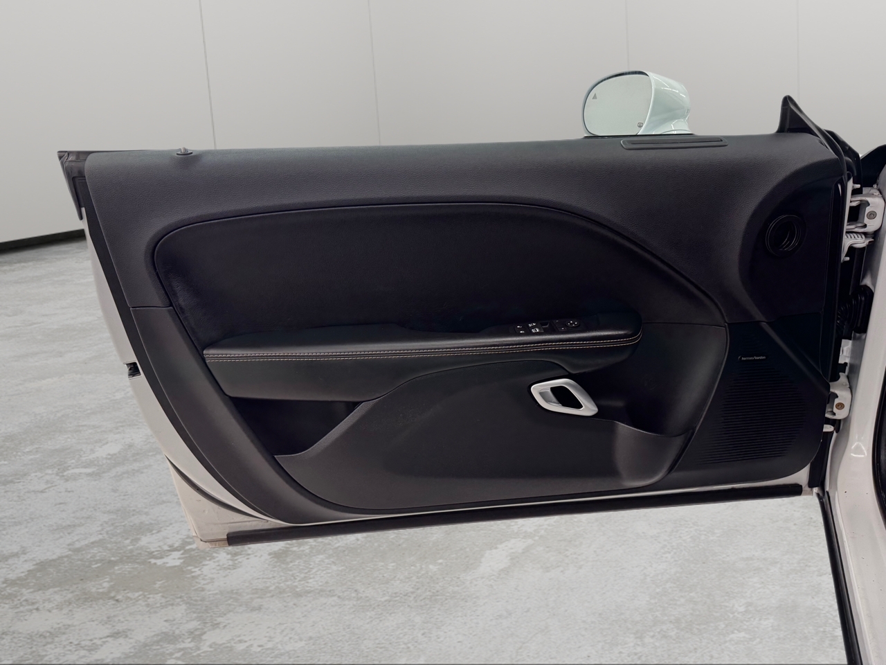 Dodge Challenger SRT Hellcat Coupe 2017