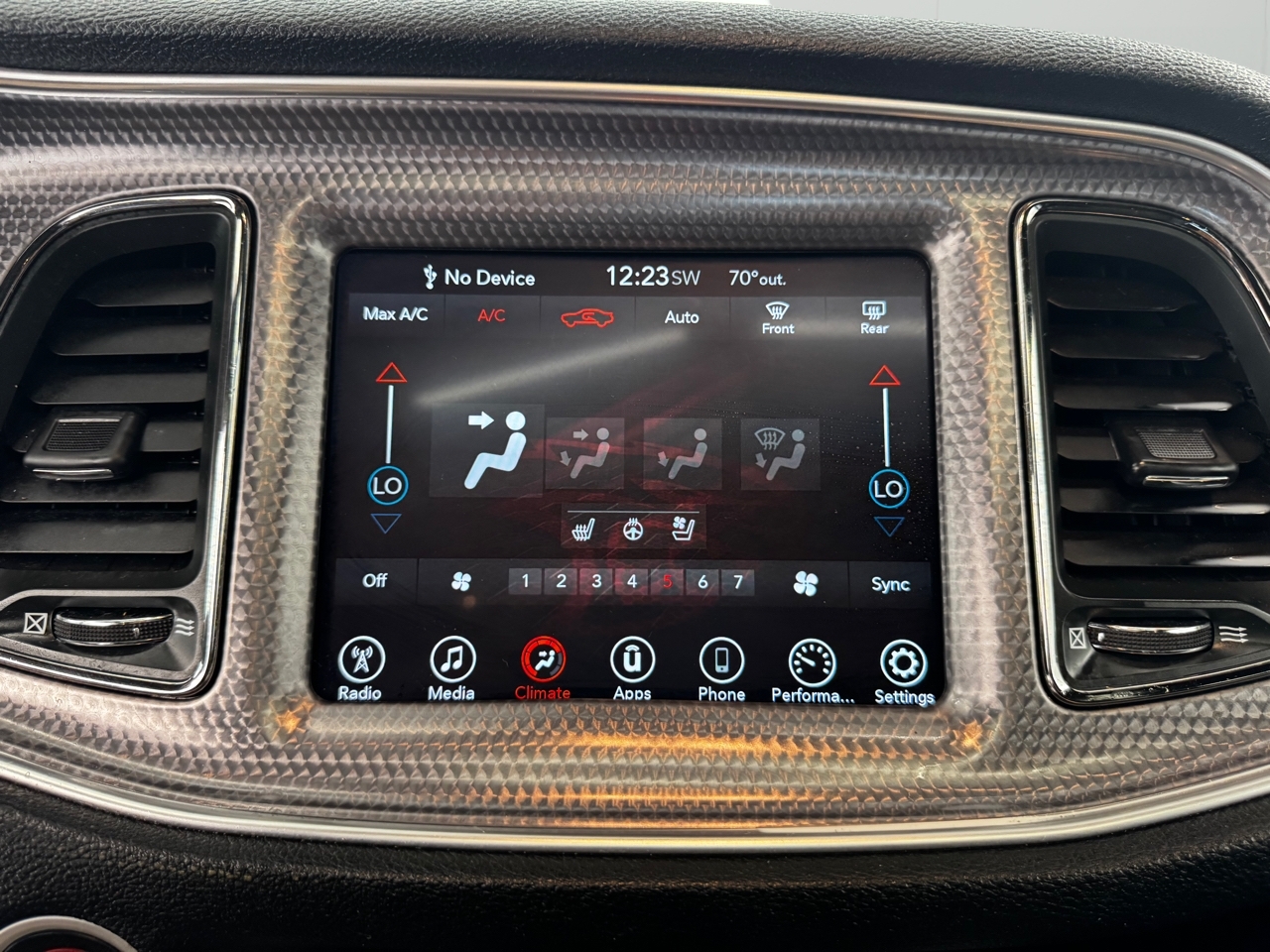 Dodge Challenger SRT Hellcat Coupe 2017