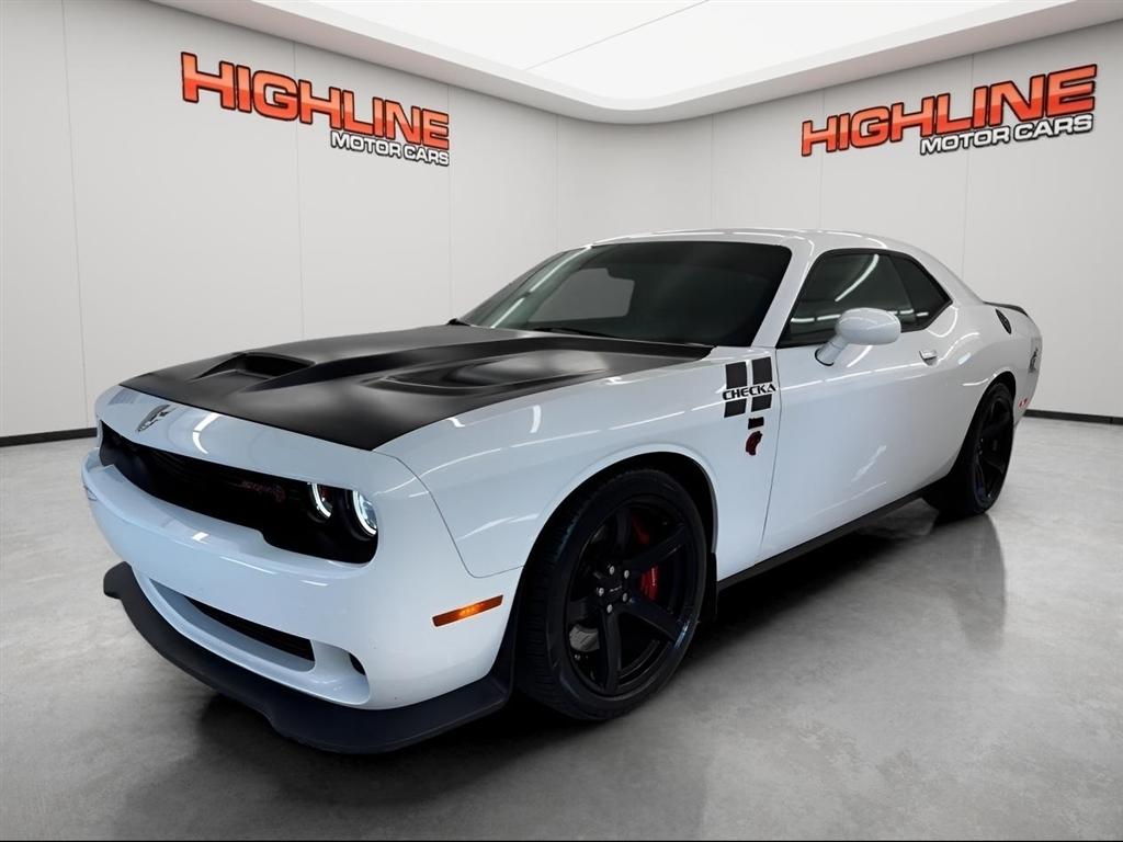 2017 Dodge Challenger SRT Hellcat's photo