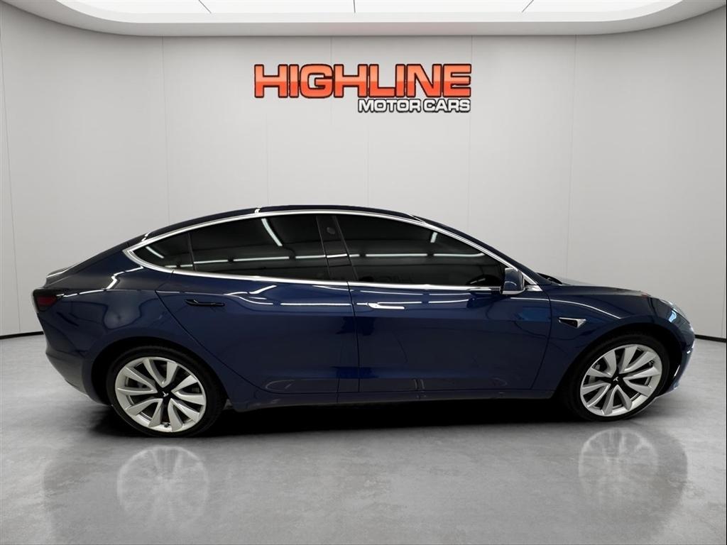 Tesla Model 3 Mid Range Battery RWD 2018
