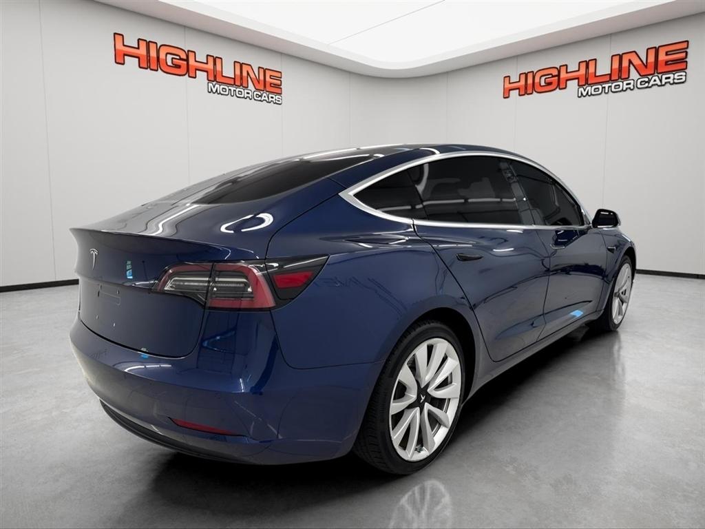Tesla Model 3 Mid Range Battery RWD 2018