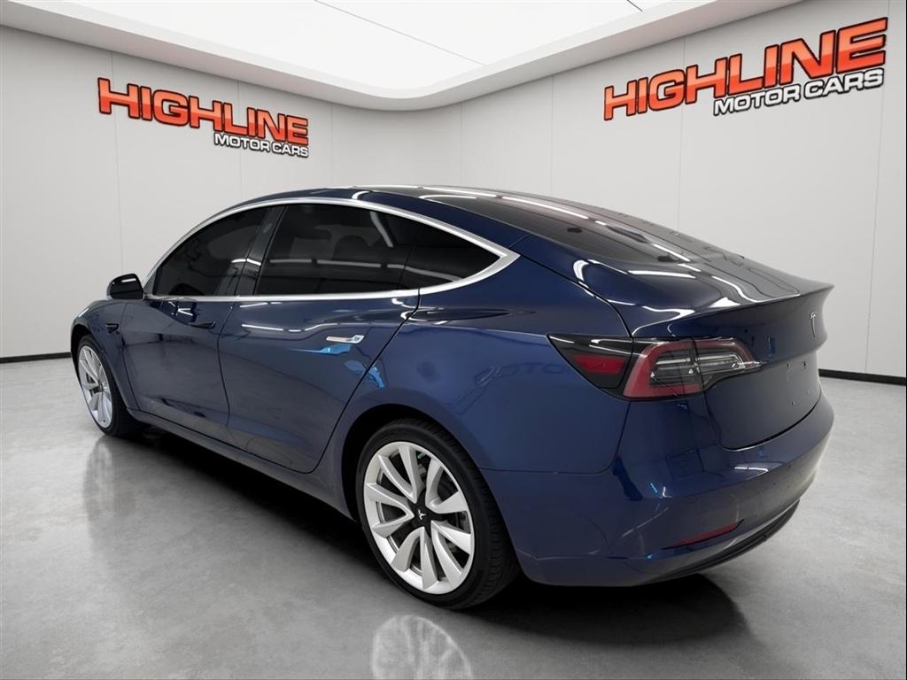 Tesla Model 3 Mid Range Battery RWD 2018