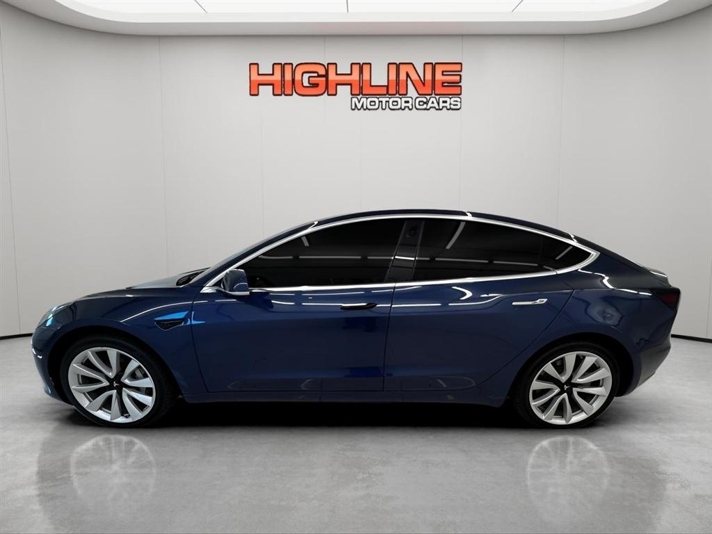 Tesla Model 3 Mid Range Battery RWD 2018