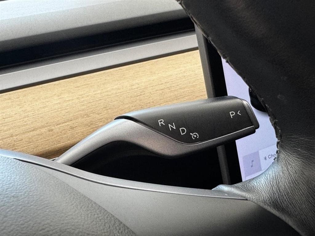 Tesla Model 3 Mid Range Battery RWD 2018