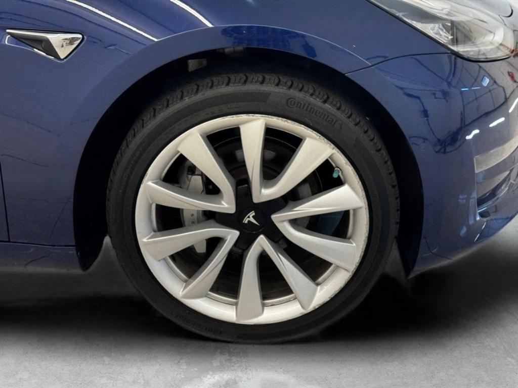 Tesla Model 3 Mid Range Battery RWD 2018