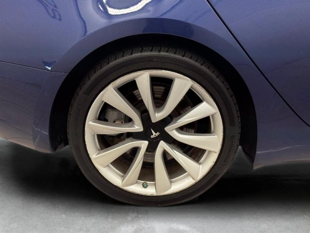 Tesla Model 3 Mid Range Battery RWD 2018