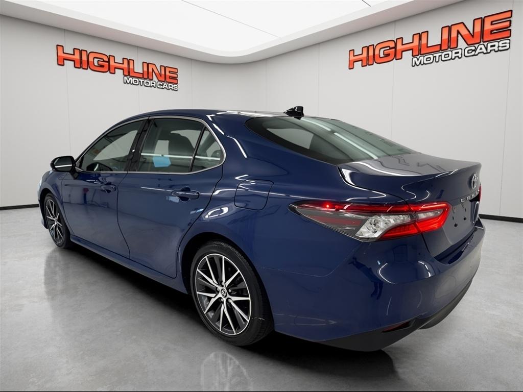 Toyota Camry XLE Auto (Natl) 2023