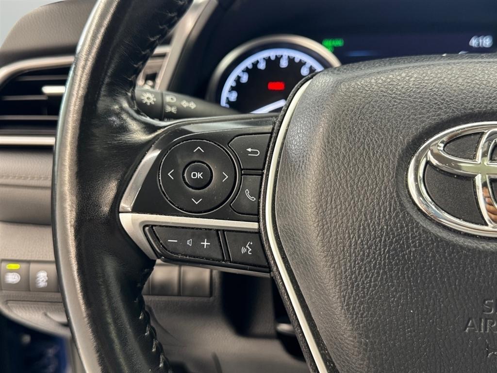 Toyota Camry XLE Auto (Natl) 2023