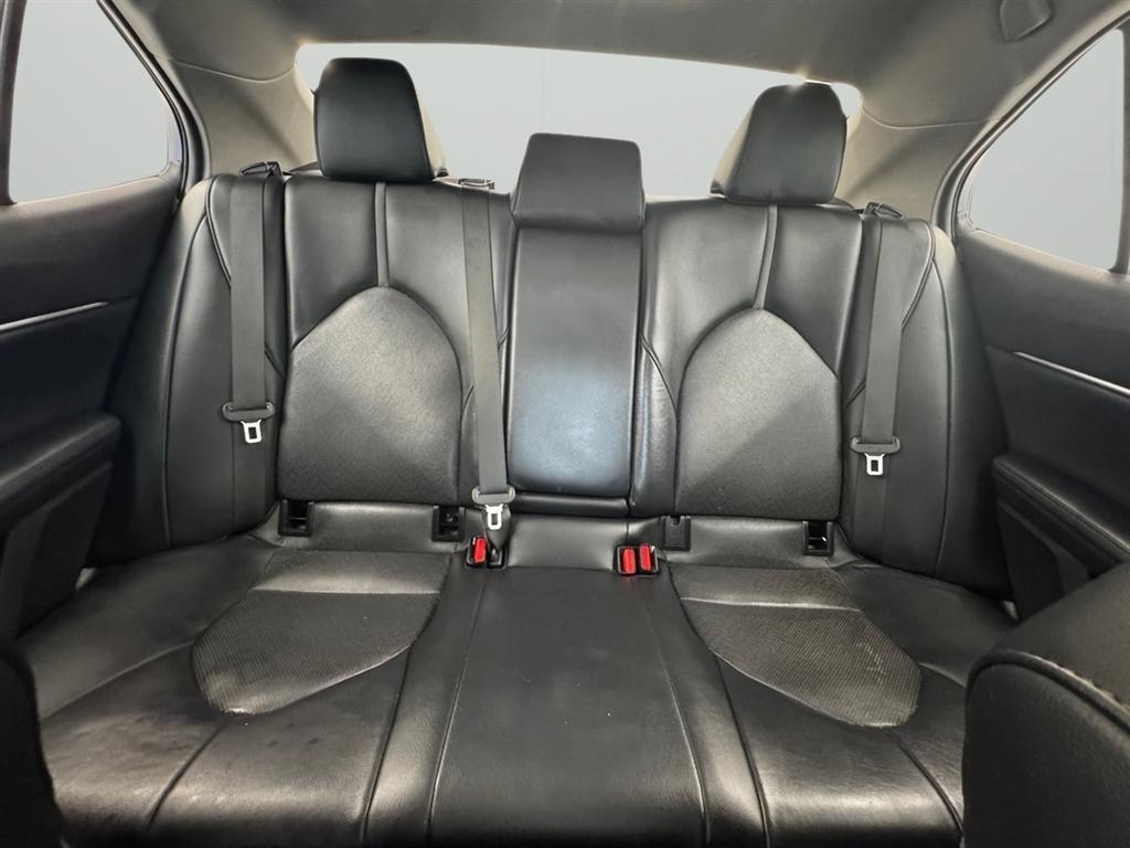 Toyota Camry XLE Auto (Natl) 2023