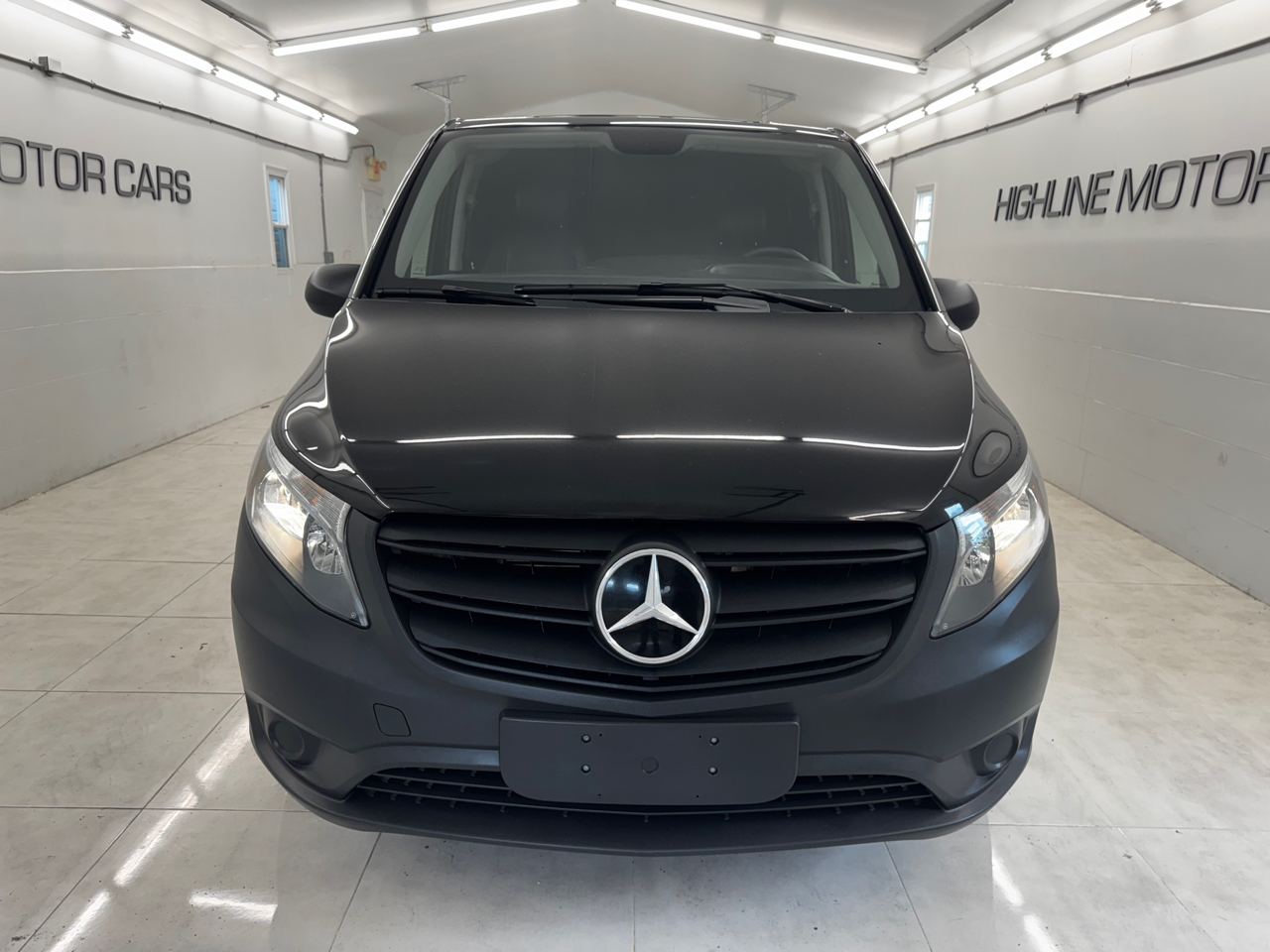 2023 Mercedes Benz Metris Cargo Van photo 2