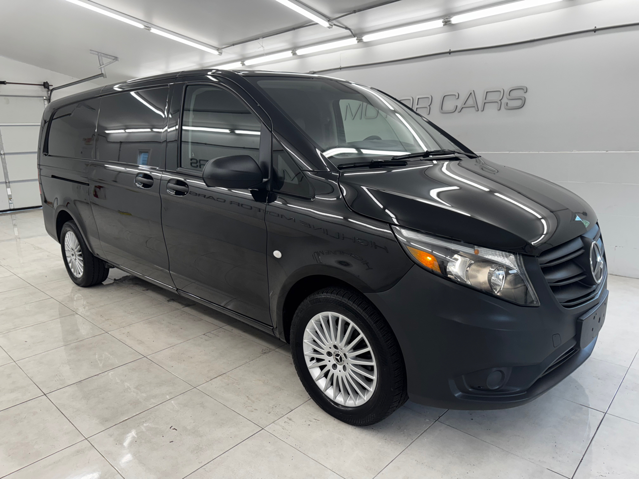 2023 Mercedes Benz Metris Cargo Van photo 3