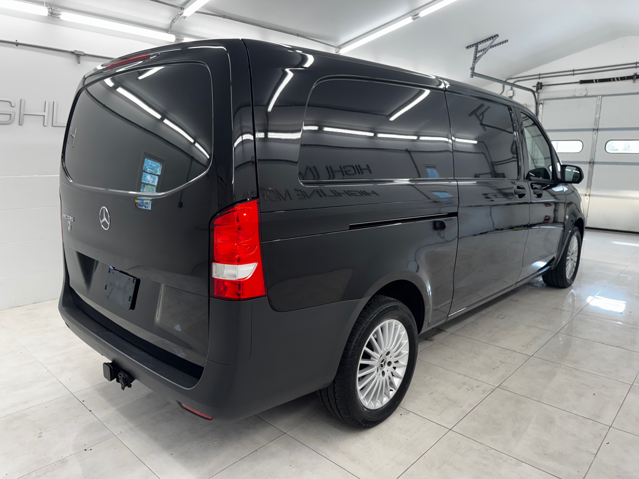 2023 Mercedes Benz Metris Cargo Van photo 4