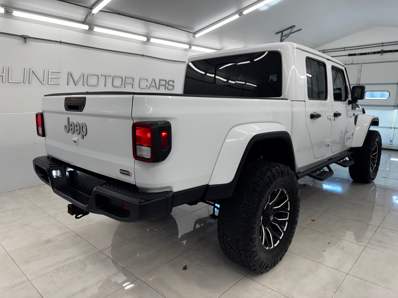 2022 Jeep Gladiator Overland photo 4