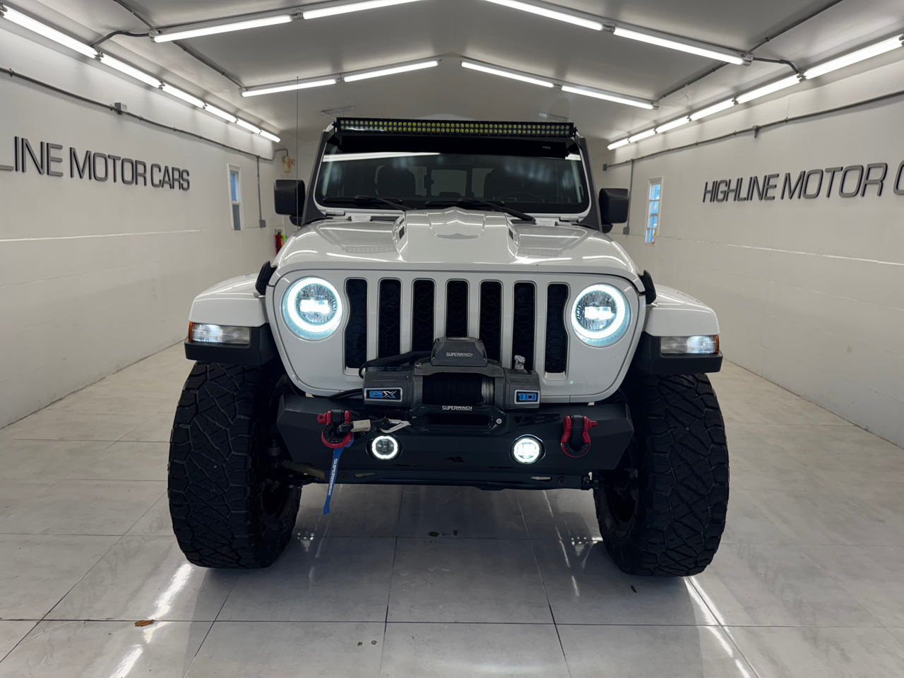 2022 Jeep Gladiator Overland photo 2