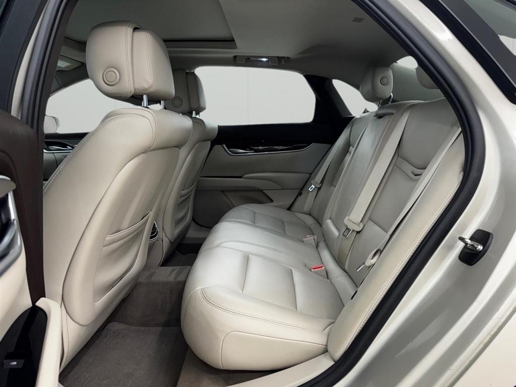 Cadillac XTS 4dr Sdn Premium AWD 2014