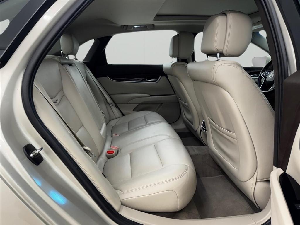 Cadillac XTS 4dr Sdn Premium AWD 2014