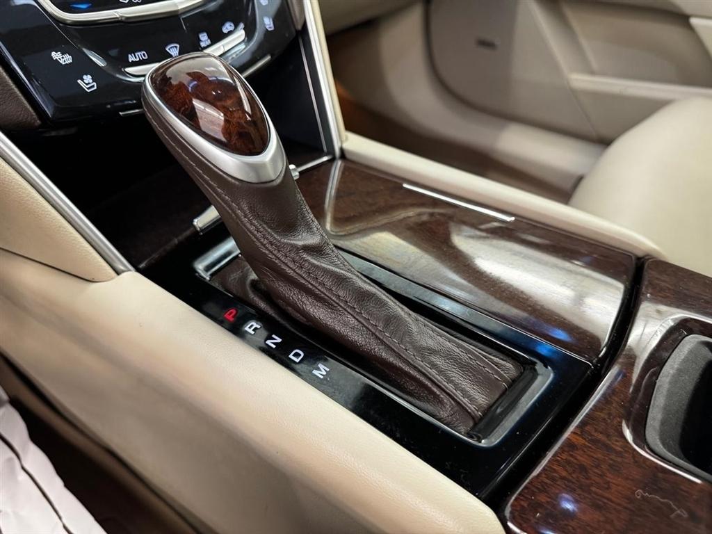 Cadillac XTS 4dr Sdn Premium AWD 2014