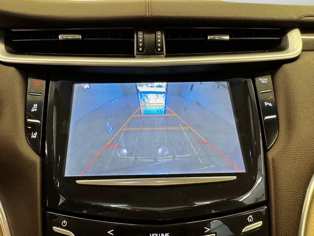 Cadillac XTS 4dr Sdn Premium AWD 2014