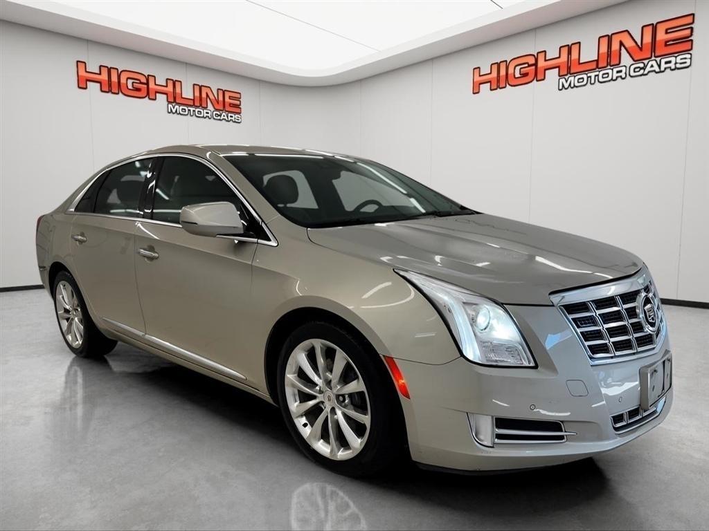 Cadillac XTS 4dr Sdn Premium AWD 2014