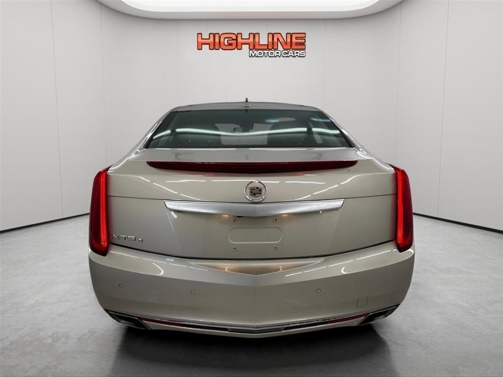 Cadillac XTS 4dr Sdn Premium AWD 2014