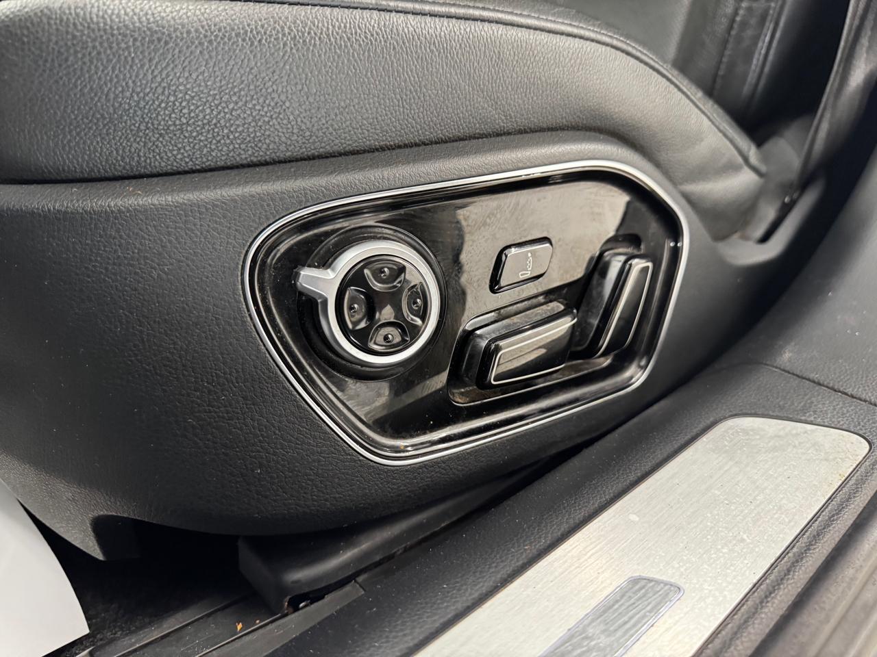 Audi A8 4dr Sdn 3.0T 2014